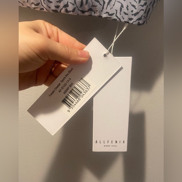 𝅺NEW With Tag Allfenix Zebra Print Sports Bra Size Small - Picture 2 of 4